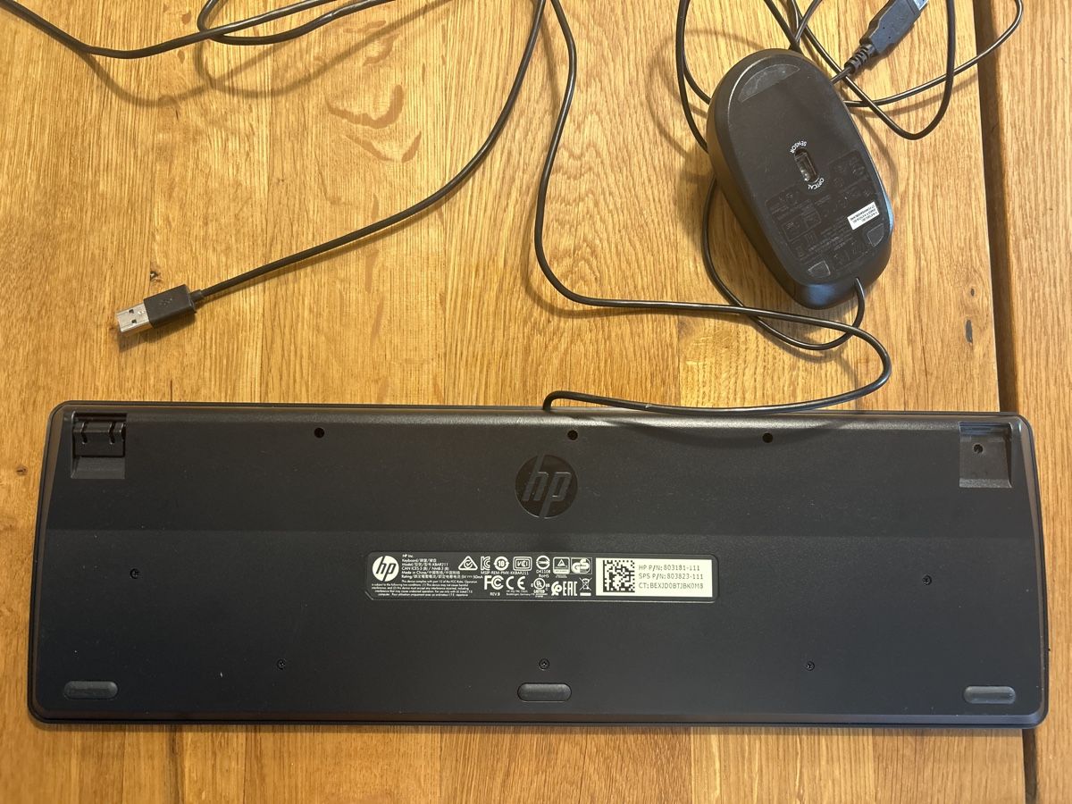 Hewlett Packard Tastiere: HP Tastatur und Maus – Usato da Alpnach Dorf venduto da mar_hn6d 1