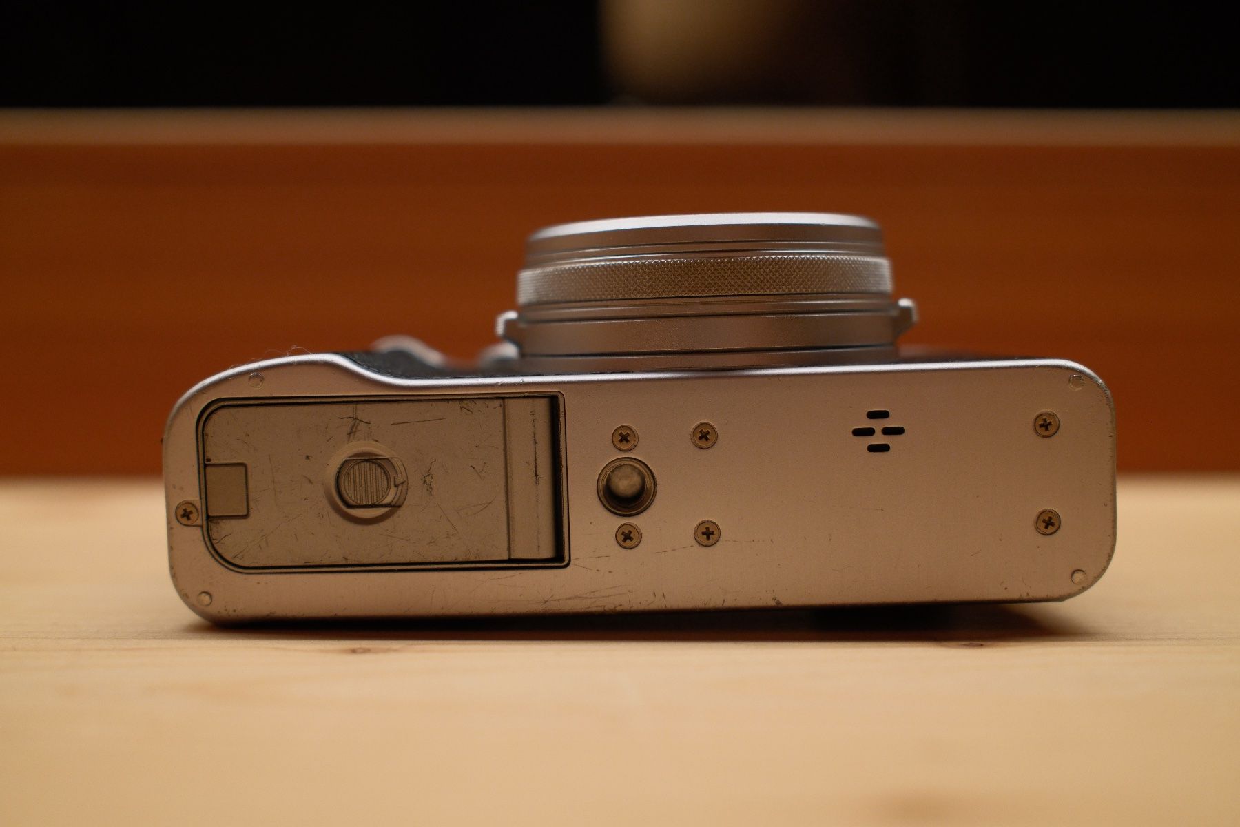Fujifilm Fotocamera: Fujifilm X100V silber – Usato da Wald AR venduto da reallyaxel 3