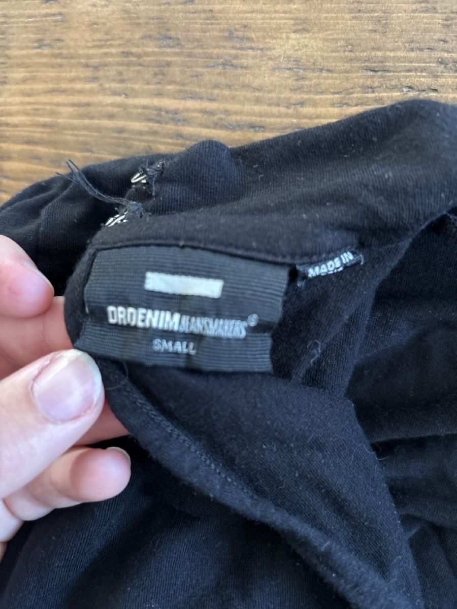 Tute: Combishort noir manches courtes – Usato da Courfaivre venduto da ame_d67y 2