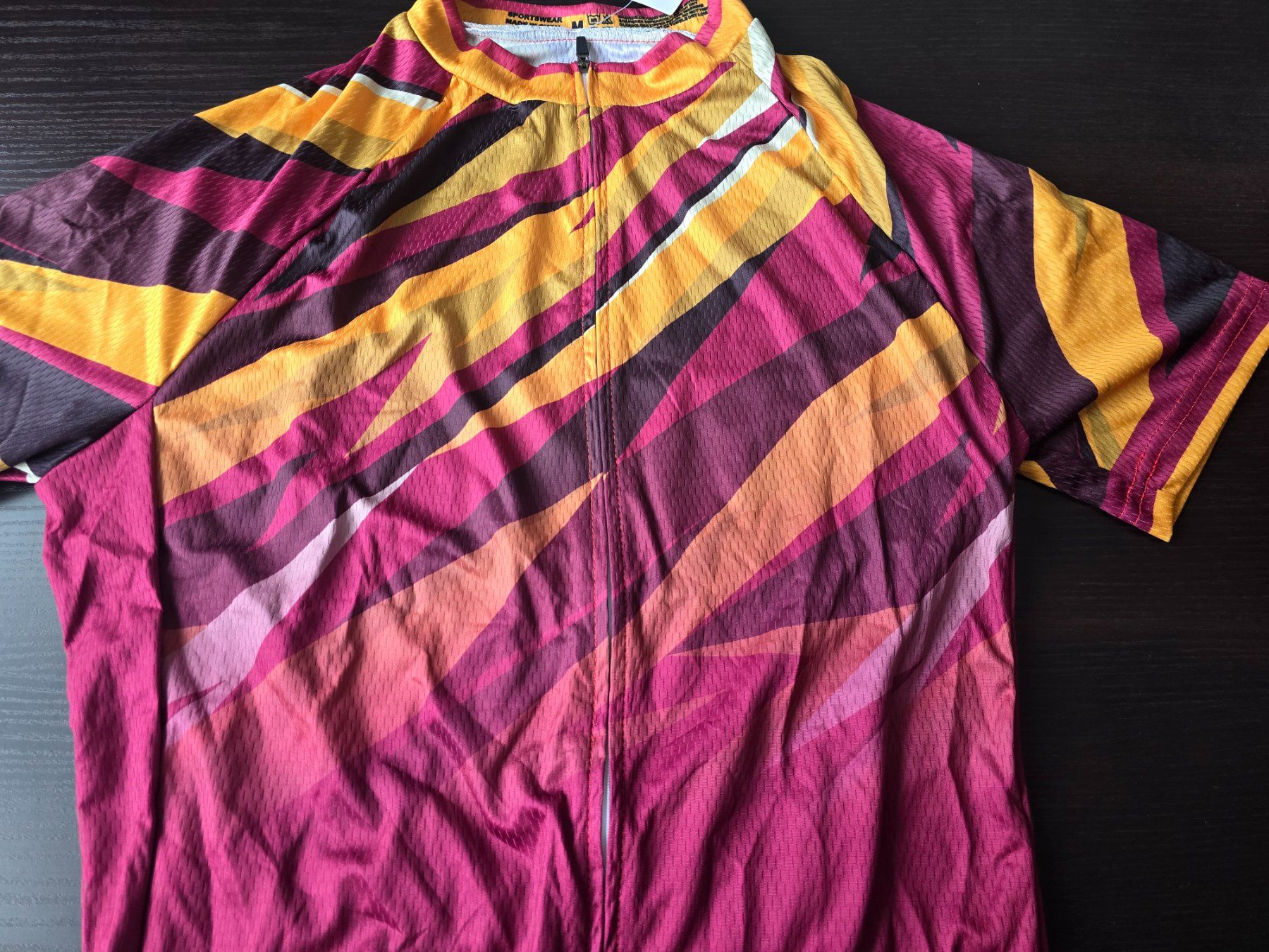 Leibchen & Hosen: Maillot de cyclisme T-M Neuf – Neu und originalverpackt aus Les Verrières von kitel79 1