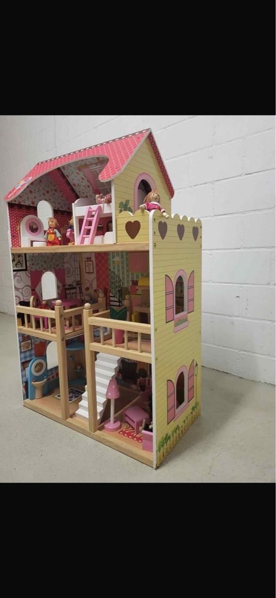 Case e mobili per bambole: Puppenhaus – Usato da Fehraltorf venduto da Arag23 2