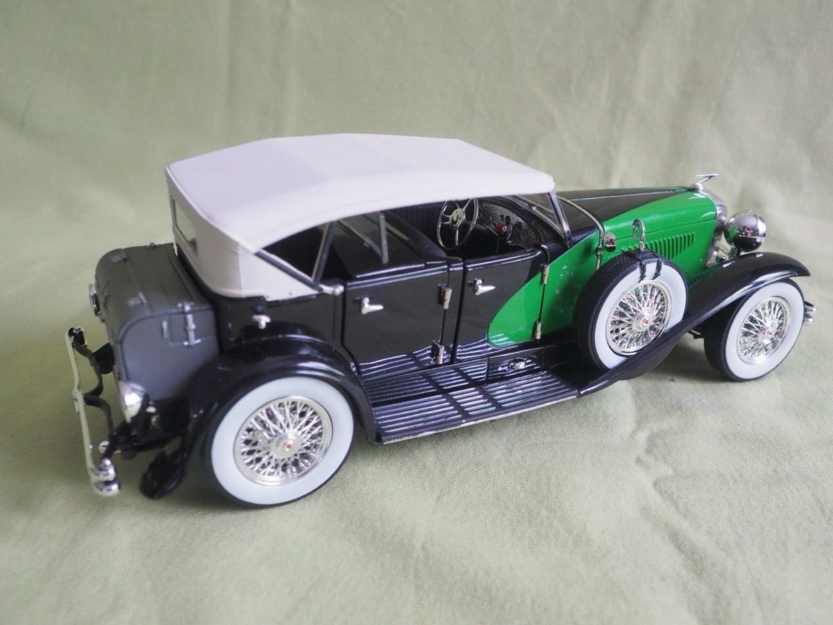 Modellini d'auto: Duesenberg 1934, Signature Models, 1/18 – Usato da Brugg AG venduto da Schlumpf1962 3