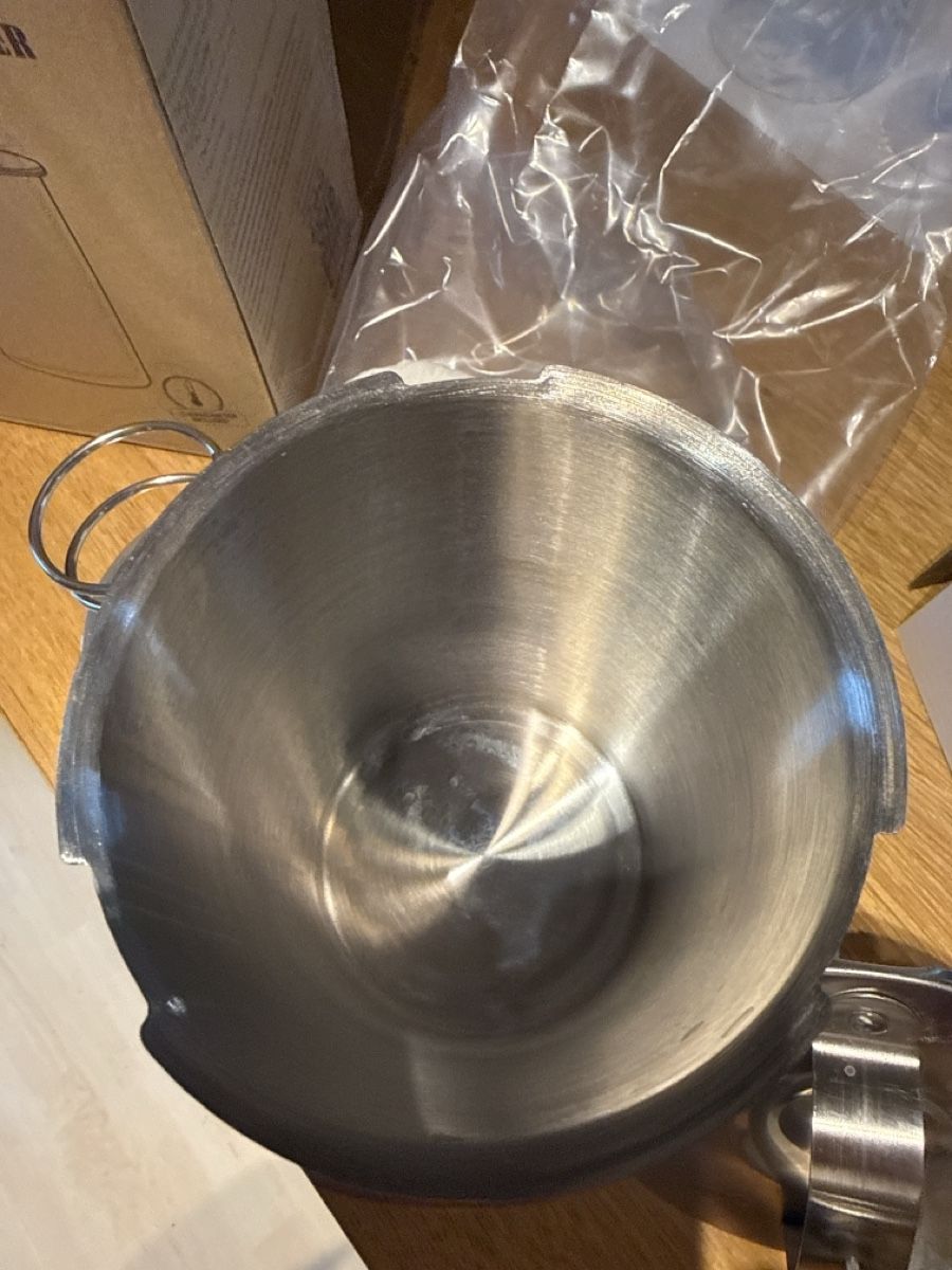 Elettrodomestici da cucina: Stainless Steel Ham Maker w/Thermometer - Perfect for Fall – Nuovo e nell'imballaggio originale da Neirivue venduto da naz_z28w 1