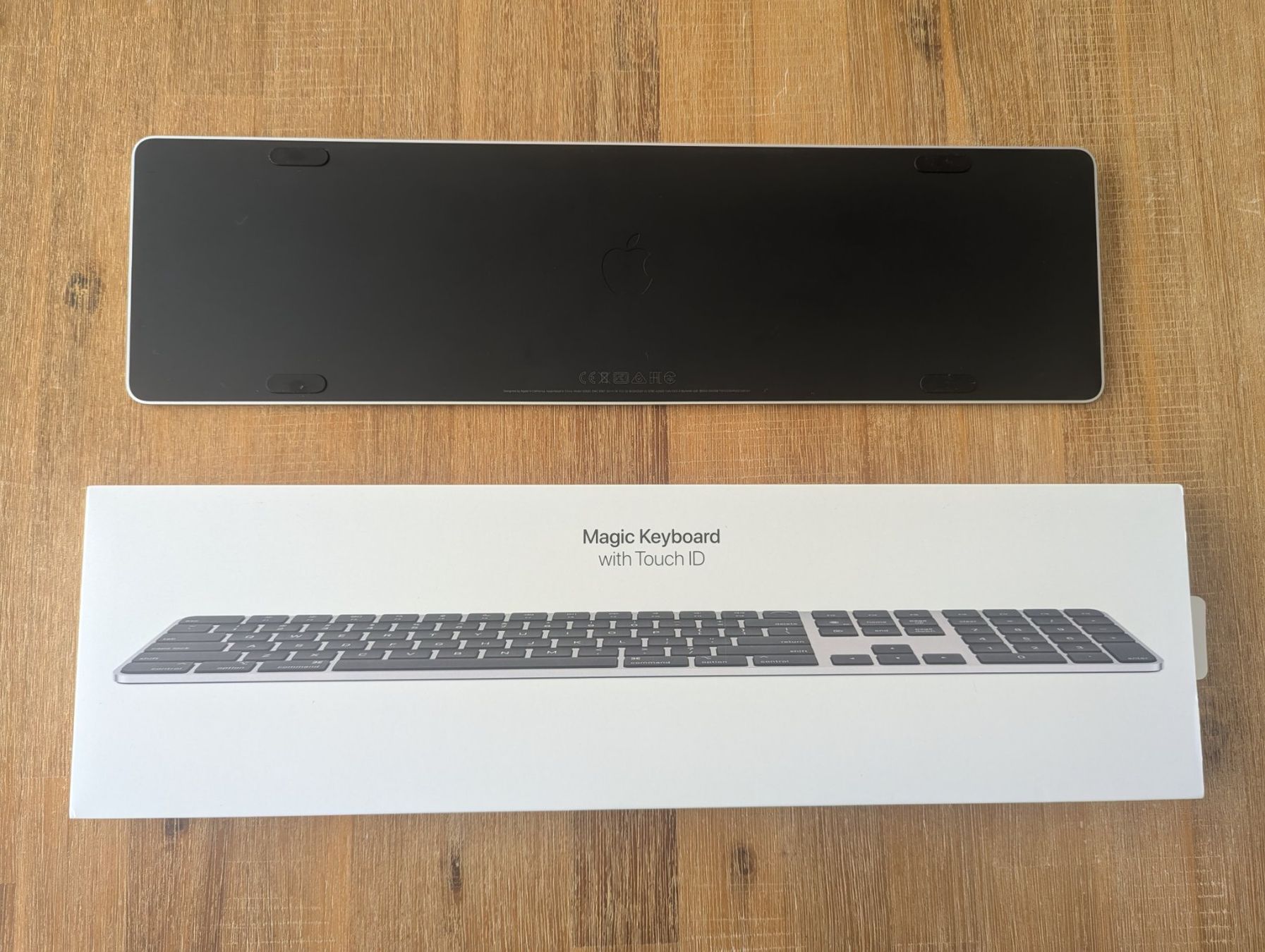 Apple Tastaturen: Apple Magic Keyboard CH mit Touch ID – Gebraucht aus Bern von q-destry 1