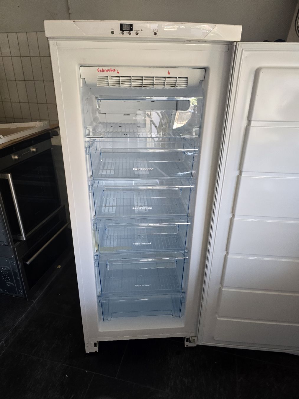 Gefrierschrank: Gefrierschrank Electrolux A++ – Gebraucht aus Oberburg von B-2 3