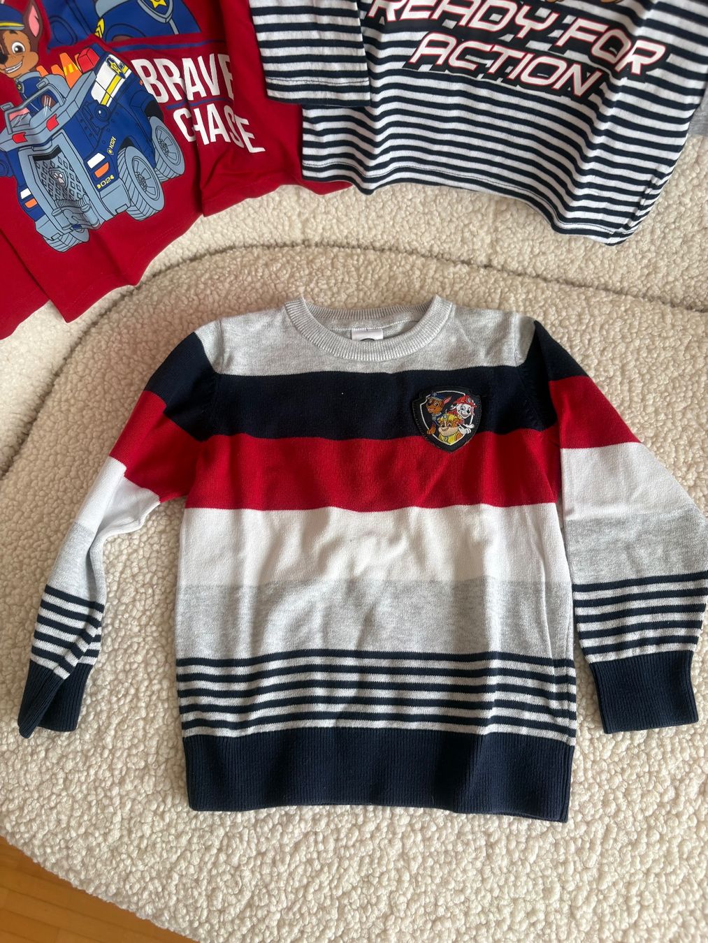 C&A Lotti & Set di vestiti: Set Pullover Paw Patrol gr 104 blau rot grau – Usato da Biel-Bienne venduto da Roserosse13 1