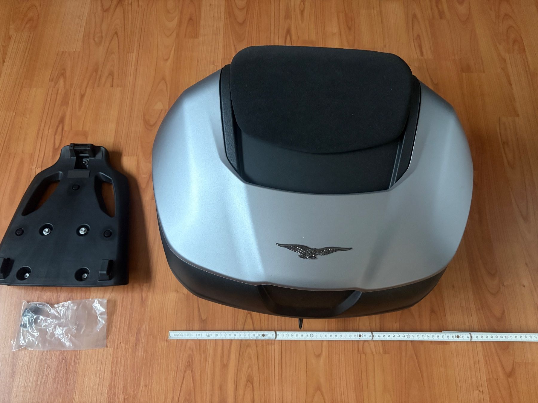 Sonstiges Fahrzeugzubehör: pour moto guzzi  top case original – Neu (gemäss Beschreibung) aus Sierre von porsche930turbo