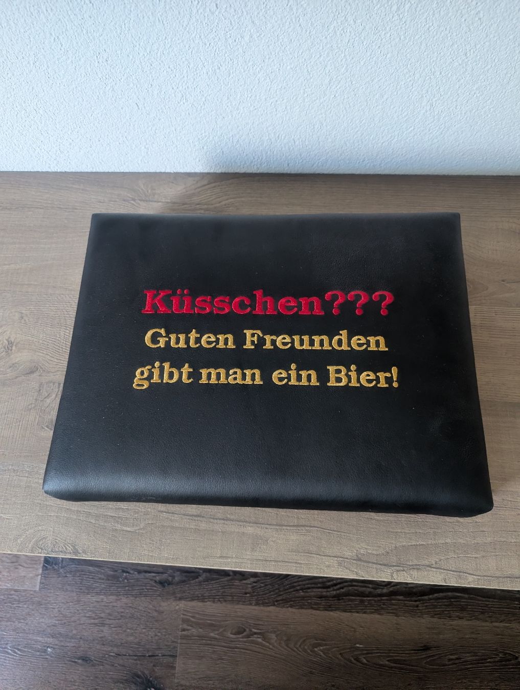 Kissen: Sitzkissen – Neu (gemäss Beschreibung) aus Oeschgen von cyr_ww2x
