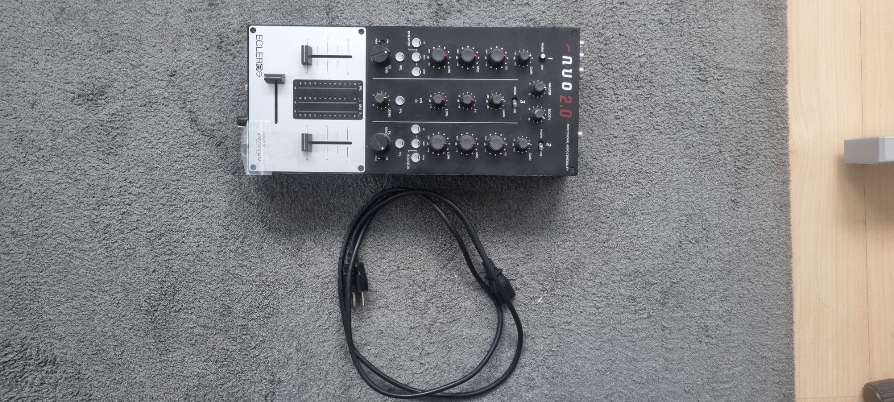 Console di mixaggio: Nuo 2,0 Mixer Ecler – Usato da Kallnach venduto da STEPKEY