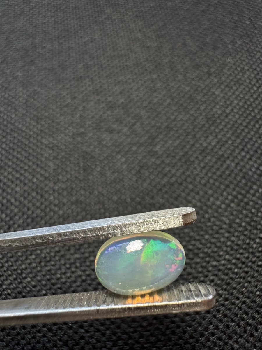 Pierres précieuses: Äthiopischer Opal 1.25ct – Neuf avec emballage d'origine à Wängi par Horus90