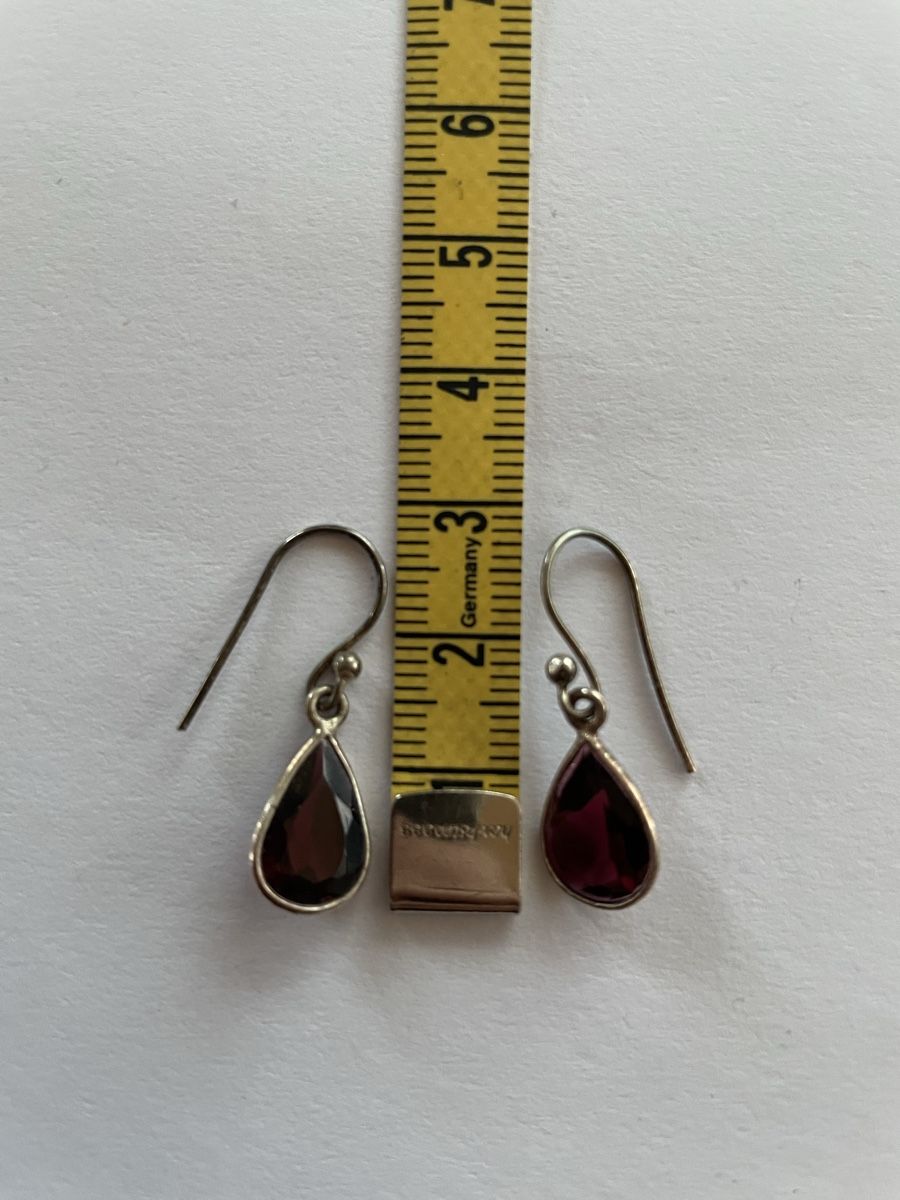 Ohrringe & -stecker: Ohrringe / Ohrhänger mit Silber und Edelstein Granat – Neu (gemäss Beschreibung) aus Rümlang von baselsale1
