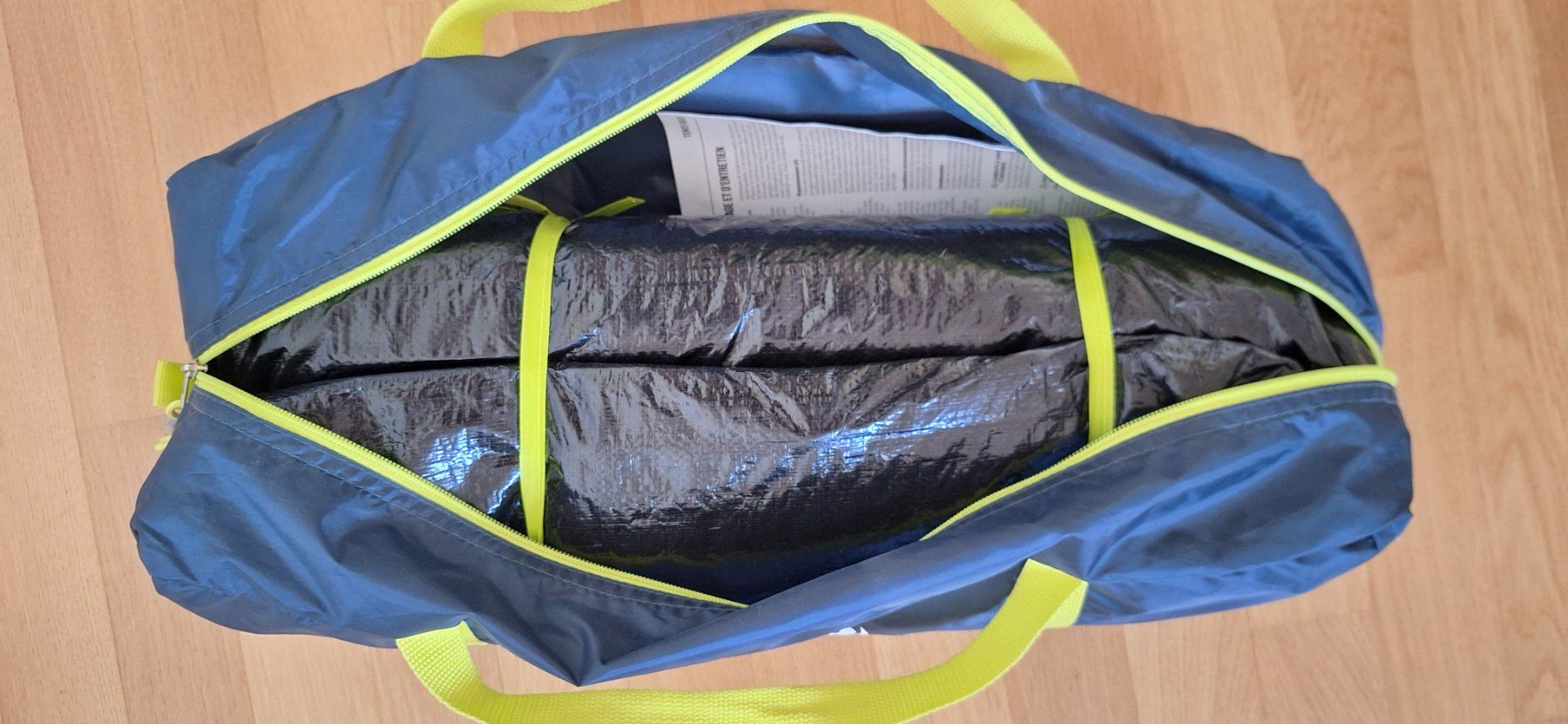 Tentes: Tente igloo 3 personne, Rewind – D'occasion à Lussery-Villars par pousinete02 2