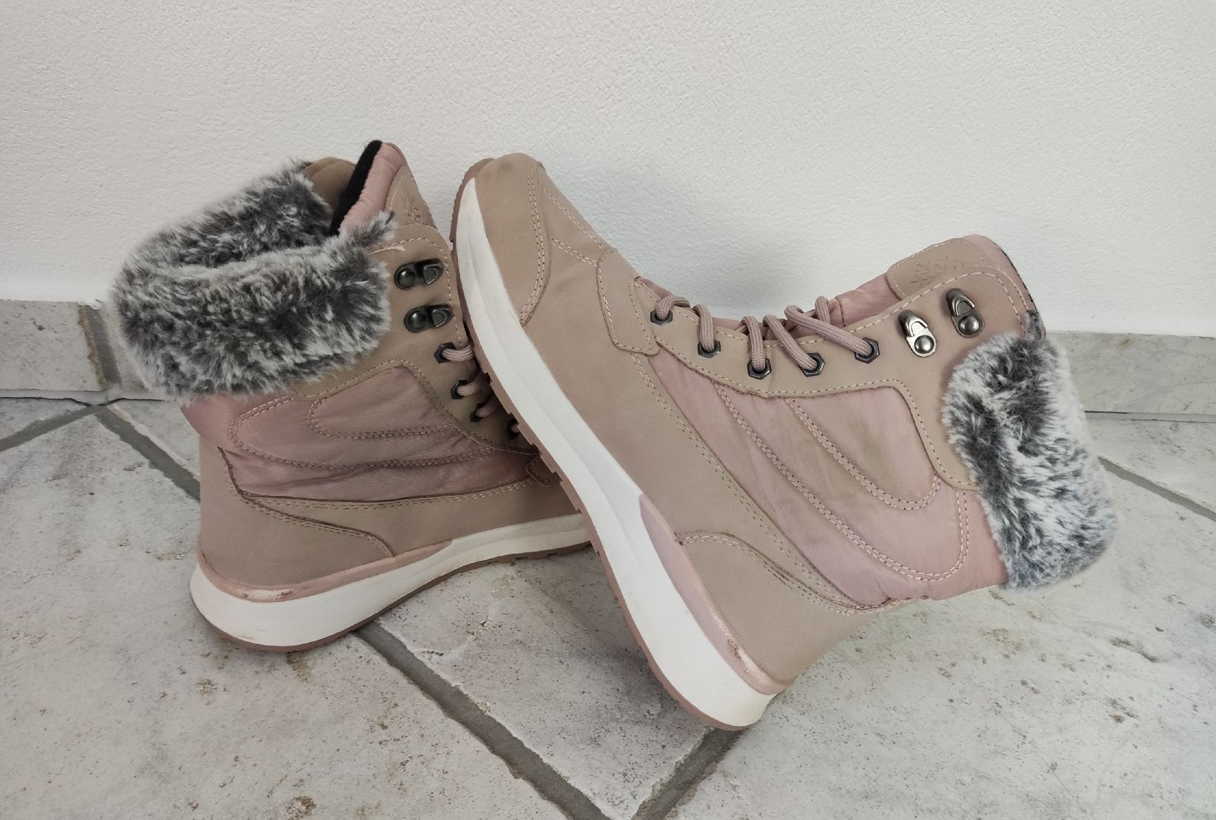 Scarpe da donna: Damen Winterschuh Grösse 38 – Usato da Chur venduto da Rodanisa 6