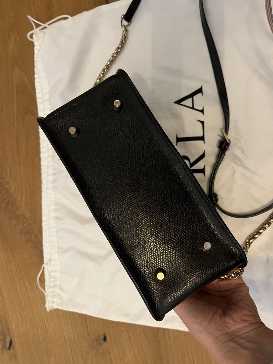 Furla Borse da donna: Furla small Metropolis black/gold – Usato da Windisch venduto da bymarikaa 2