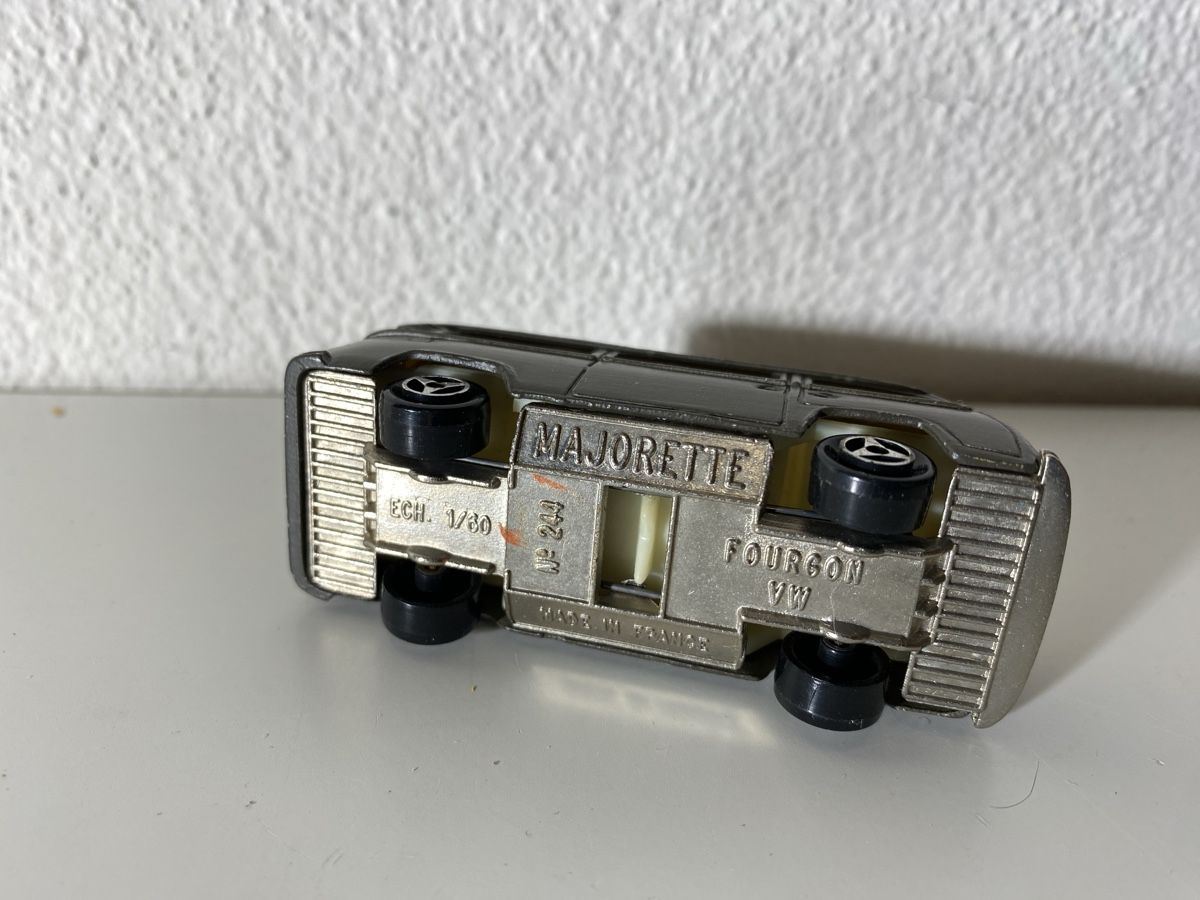 Majorette Modellini d'auto: Majorette VW Bus – Usato da Winterthur venduto da ben_9vxx 4