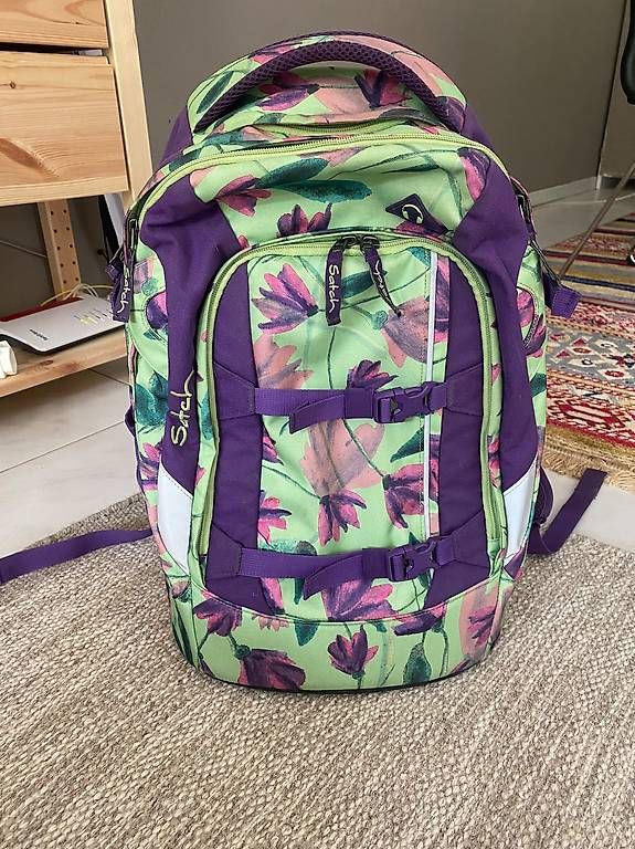 Sacs & sacs à dos: Satch Schulrucksack mit Blumenmuster – D'occasion à Zürich par iri_cyr9