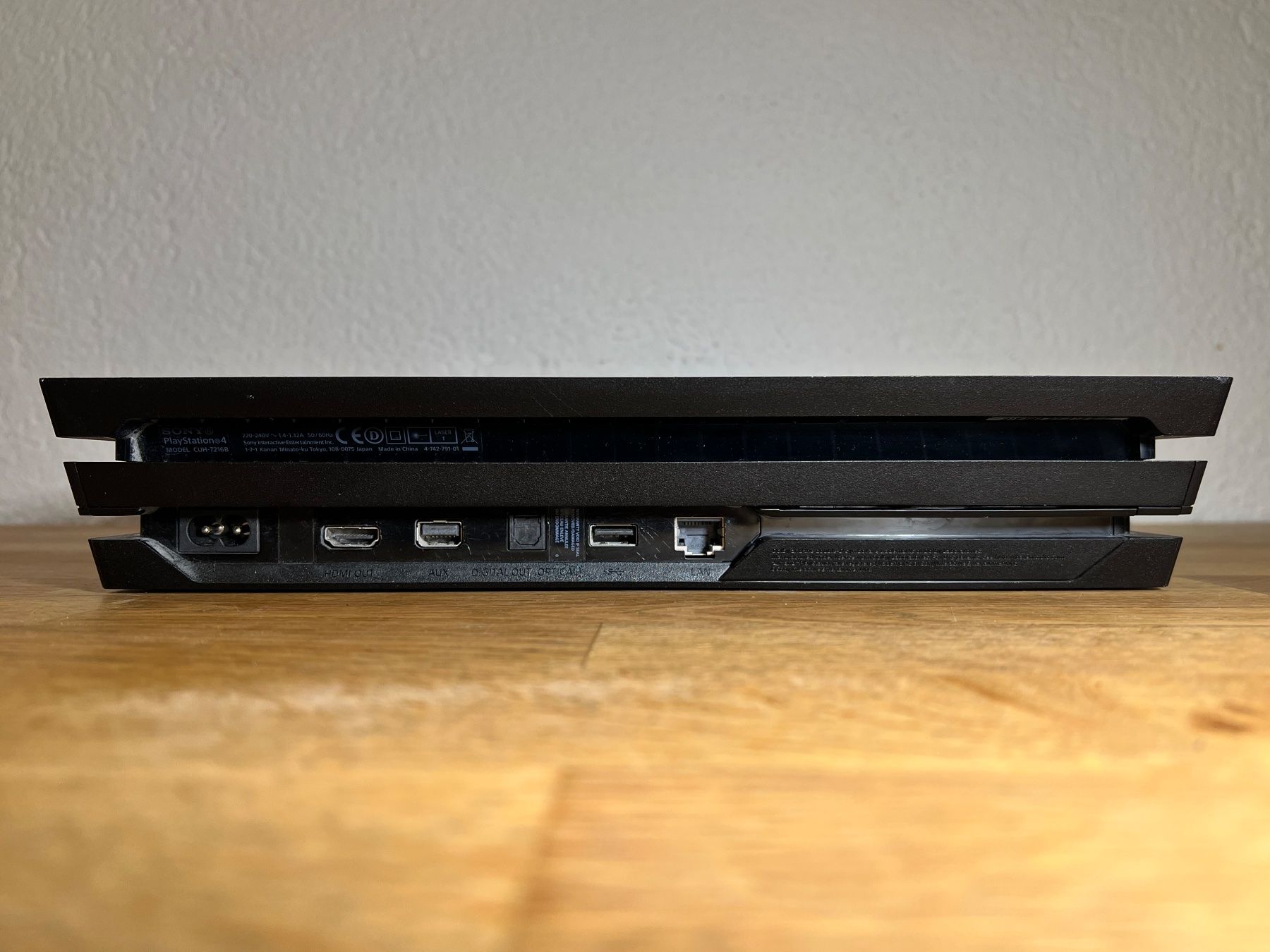 Sony Konsolen: Playstation 4 Pro 1TB – Gebraucht aus Bremgarten b. Bern von Zwiebelbr0t 6