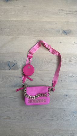 Pinke Steve Madden Tasche mit Kette und kleinem Täschli