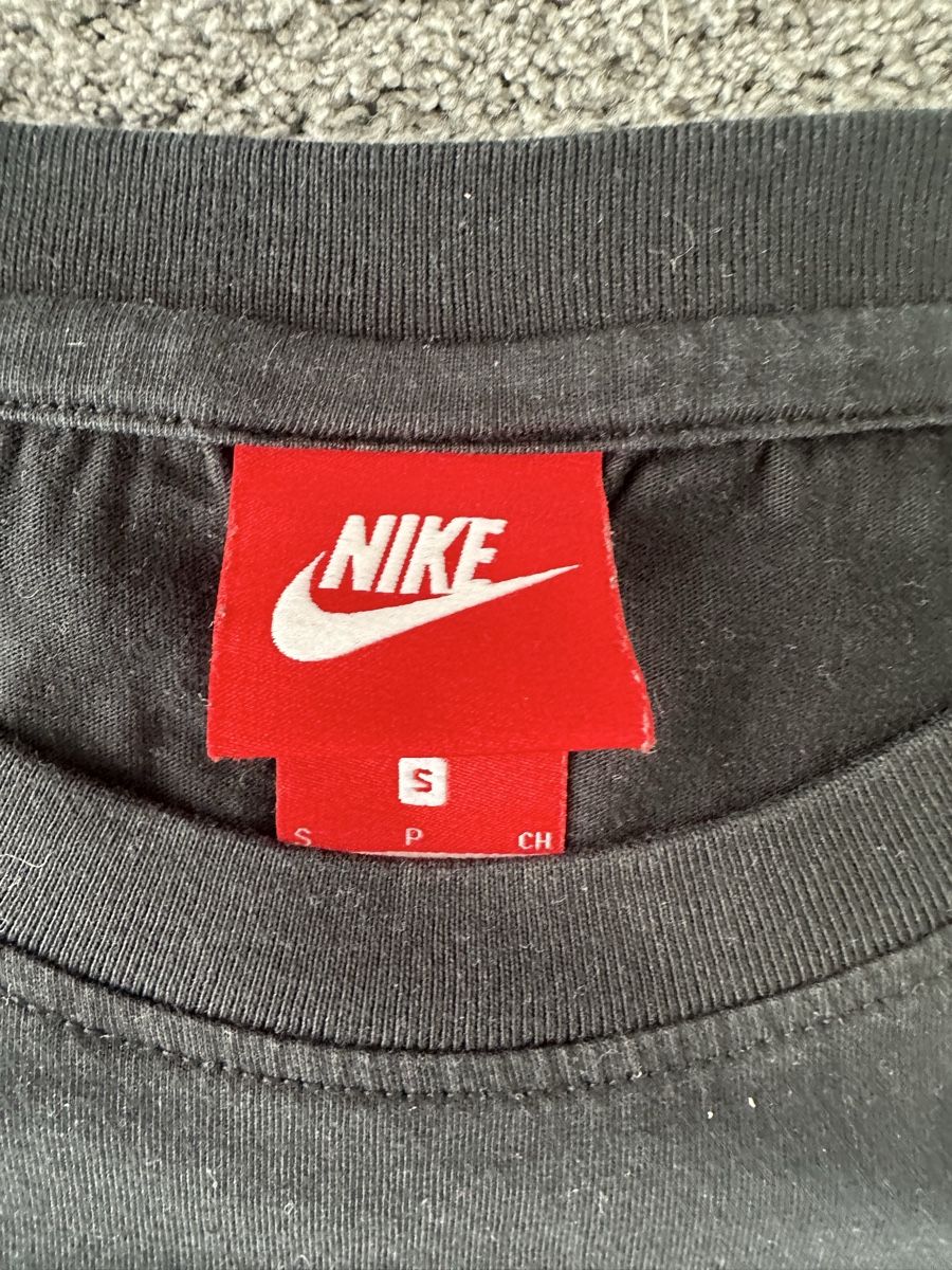 Nike T-shirt: Nike Tshirt – Nuovo e nell'imballaggio originale da Winterthur venduto da su_4assd 2