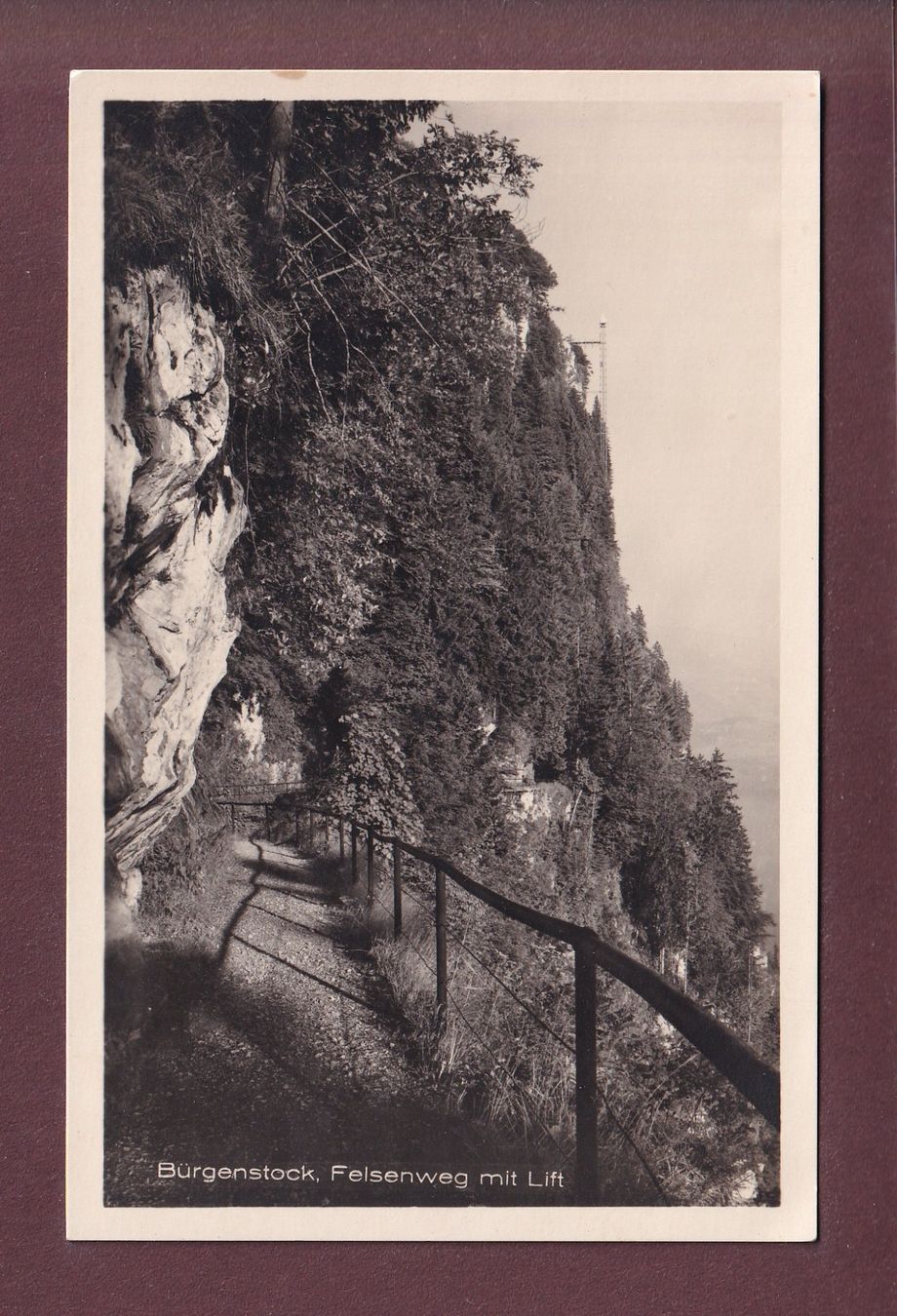 Cartoline postali: BÜRGENSTOCK - Felsenweg – Usato da Pully venduto da nicecards