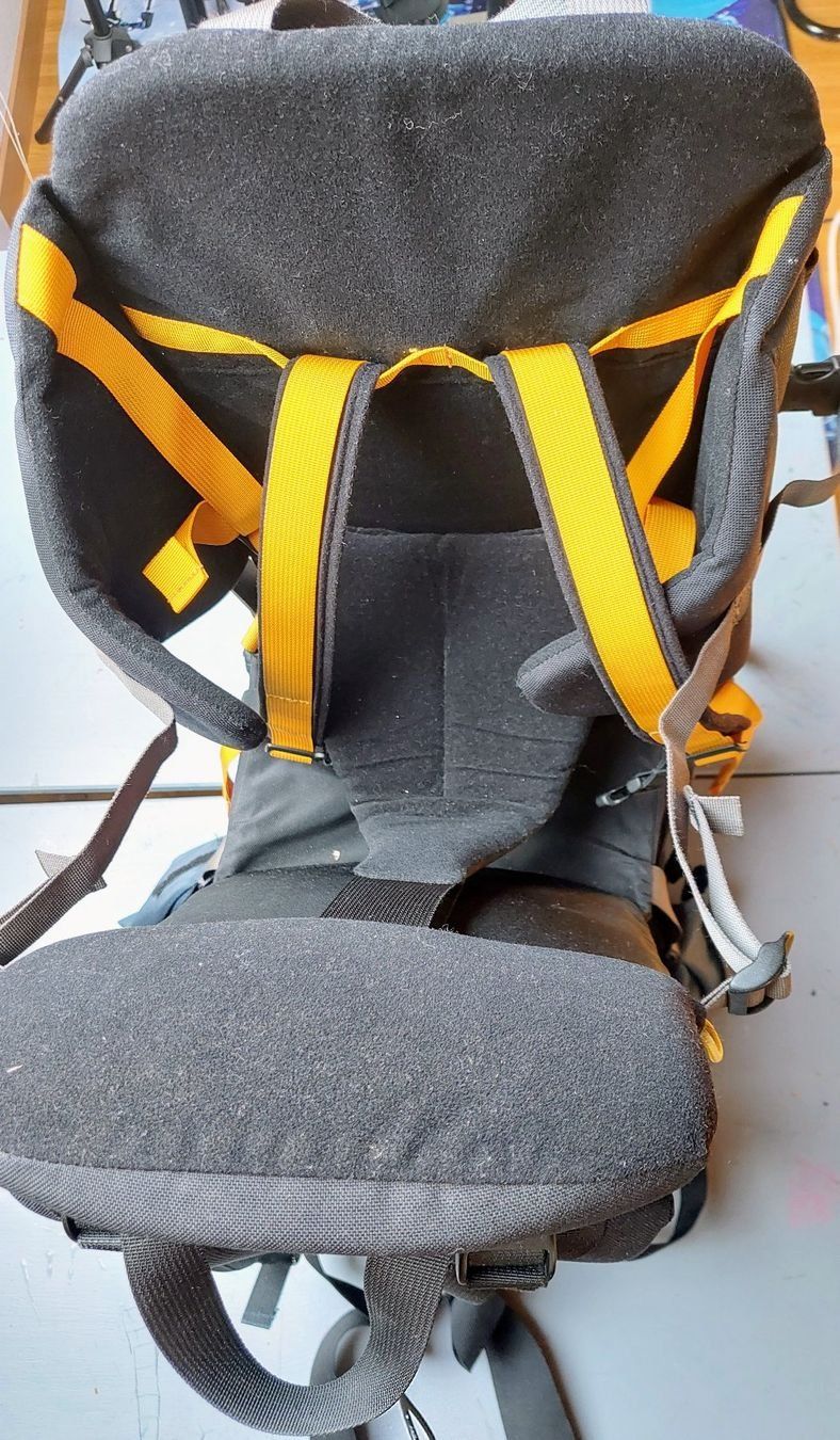 Zaini: Kindertrage Wanderrucksack Bach – Usato da Zürich venduto da mecafe 2