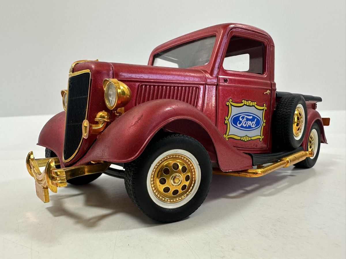 Solido Modellini d'auto: 1936 Ford V8 Pickup 1:18, mattrot, SOLIDO – Usato da Zofingen venduto da rf9_x2xt