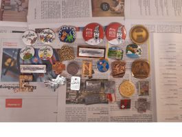 Lot Anstecknadeln Pins Anstecker Sammlung Schweiz