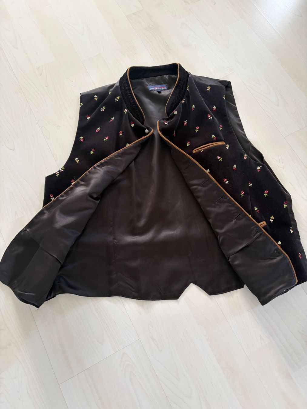 Gilet & Giacche: Trachtenweste Calzado – Usato da Stans venduto da Moritz01112 1