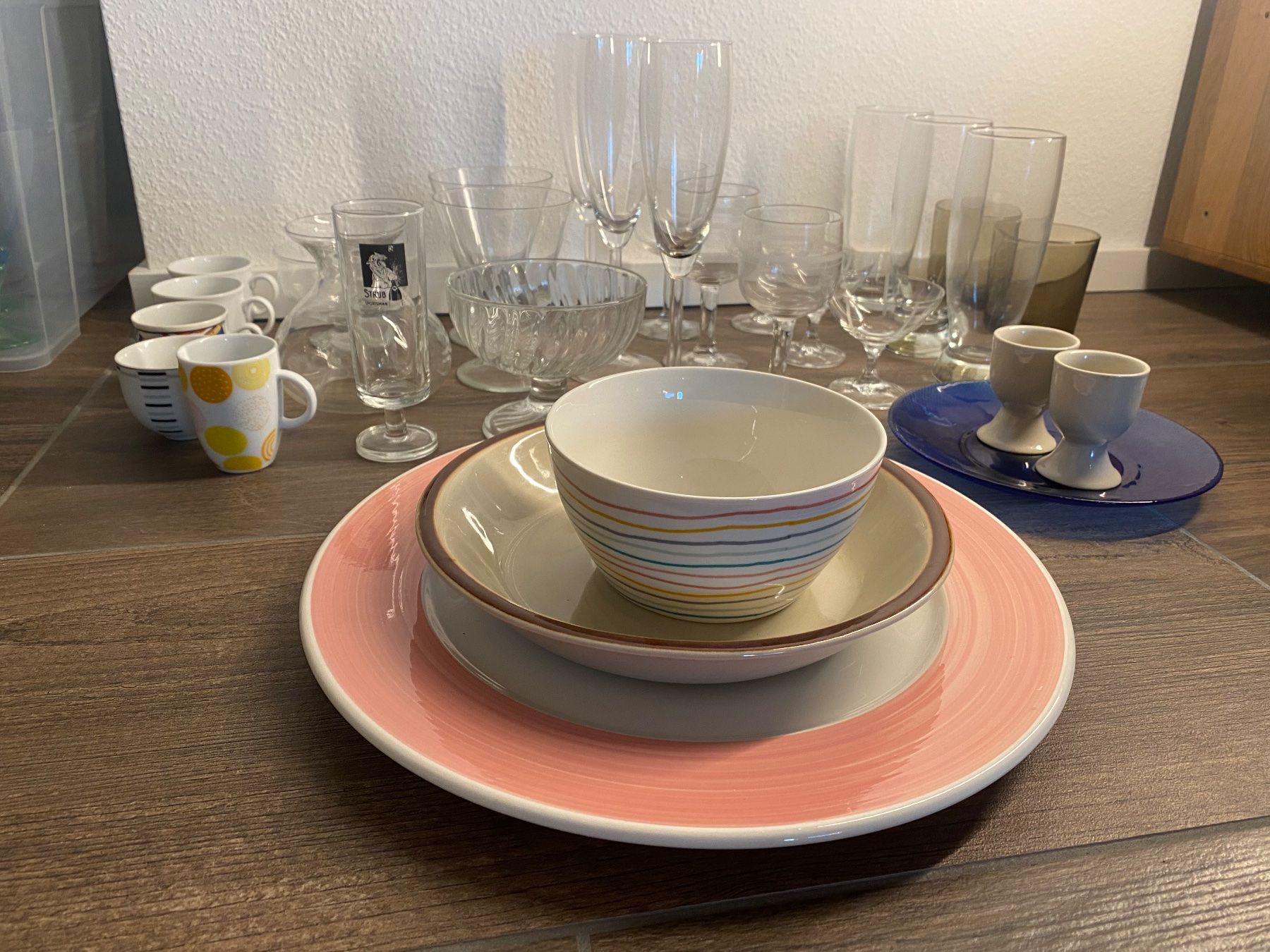 Geschirrsets: Glaser & Geschirr-Set / Lot – Gebraucht aus Pratteln von a23_j2gs