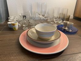 Glaser & Geschirr-Set / Lot