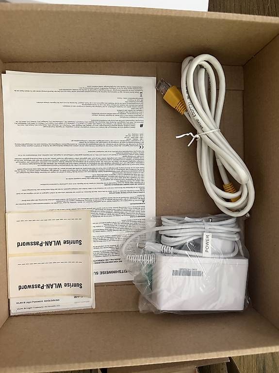 Sunrise Modem & Router: SUNRISE INTERNET BOX WLAN WIFI LAN ROUTER MODEL WEISS – Usato da Quartino venduto da Biondo27