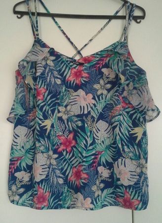 Splendide Top KIABI fleuri, NEUF, taille S