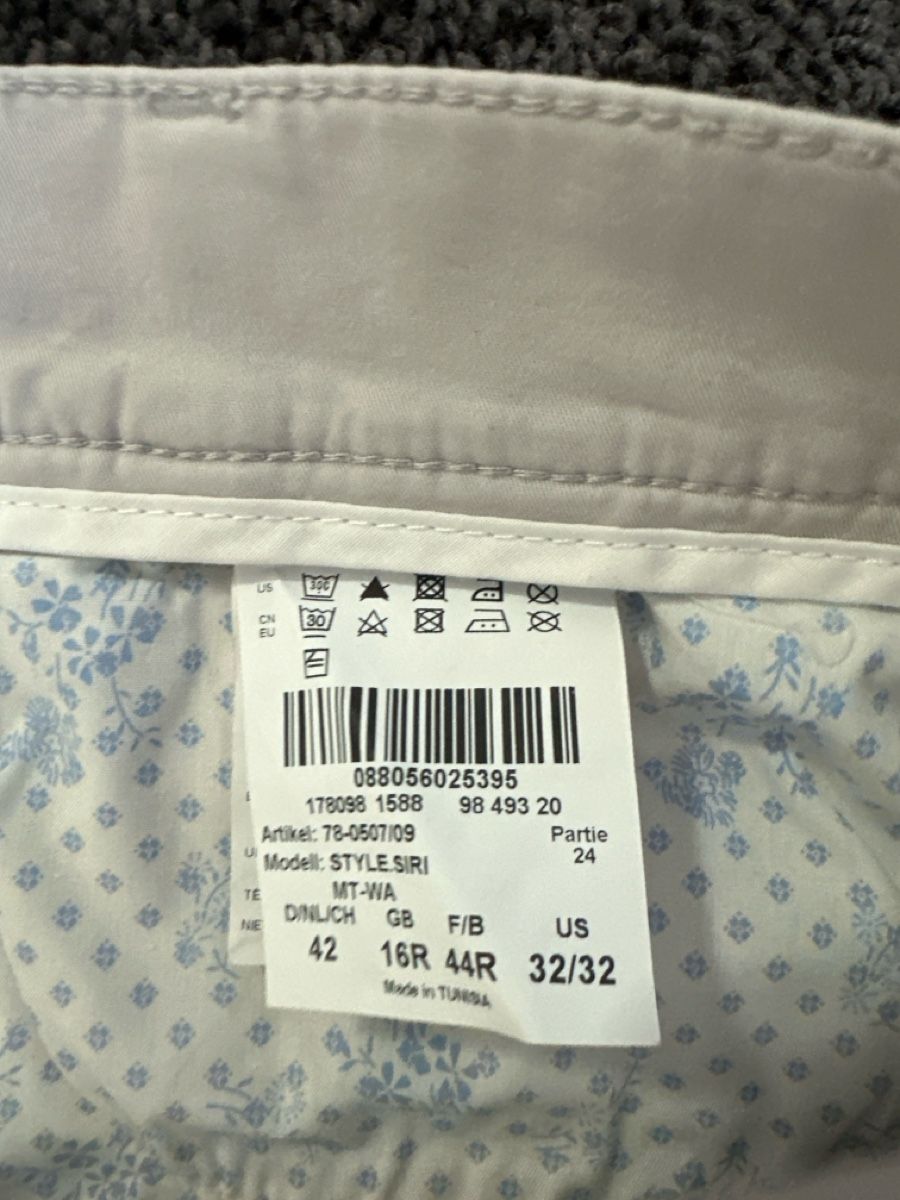 Brax Pantaloni: Brax feel good, graue Hose, Grösse 42 – Nuovo (secondo la descrizione) da Aarau venduto da Sonne7274 4