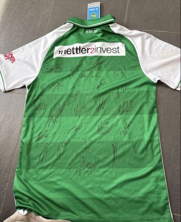 FC St Gallen Unterschrieben vom Team Trikot