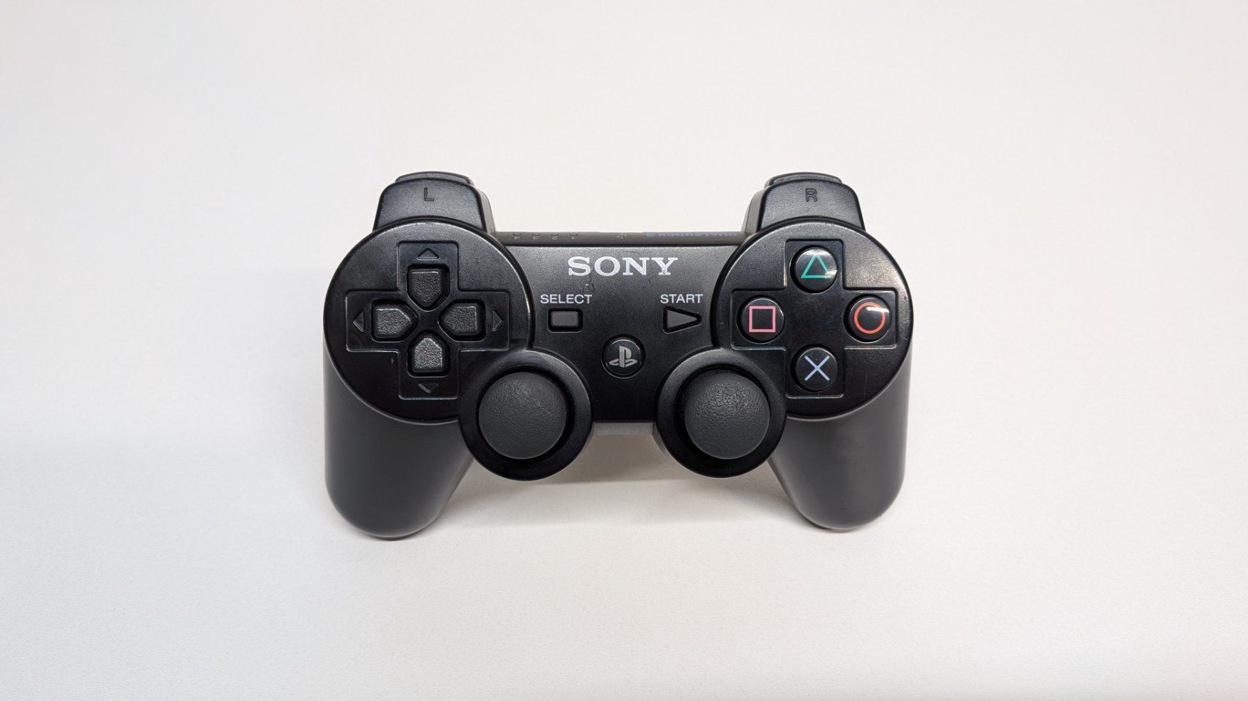 Sony Konsolen: PlayStation 3 Super Slim mit 2 Controller – Gebraucht aus Menziken von mame18 1
