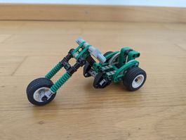 Lego Technic - Speed Slammers Bike Burner (8236)