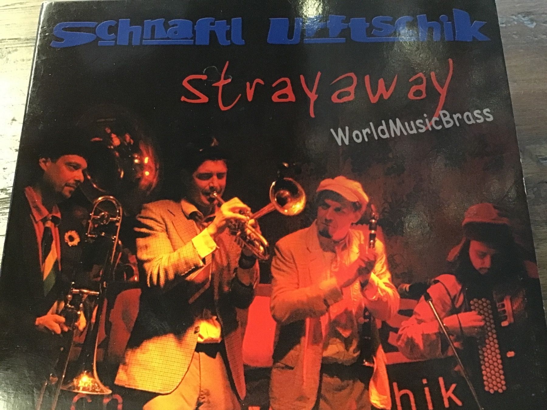 CD: schnaftl ufftschik – Usato da Thierachern venduto da sweden08