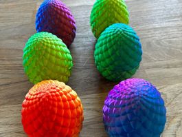 3D gedruckte Dracheneier Regenbogenfarben Set 6 Stck NEU