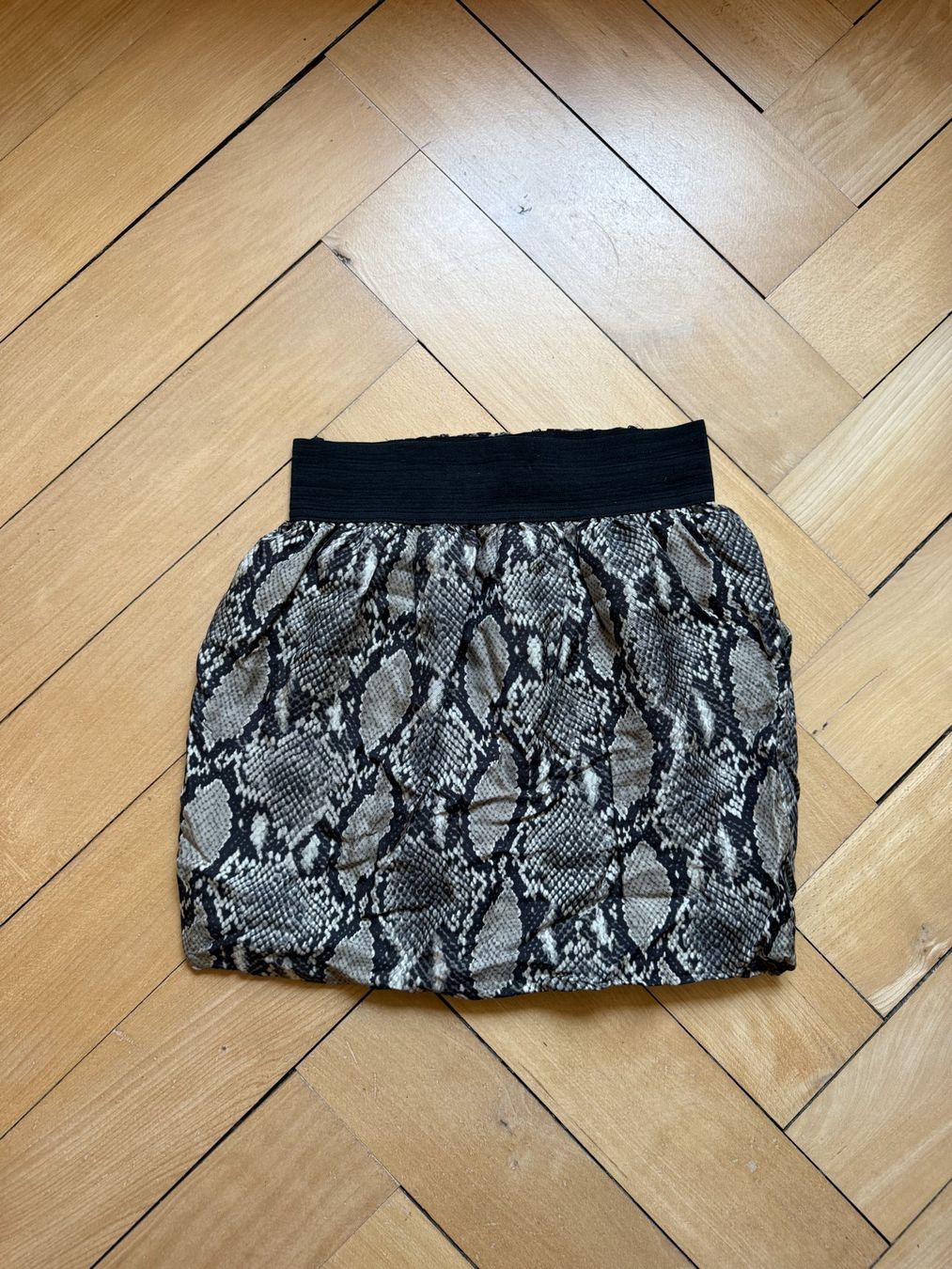 Zara Gonne: ZARA - Reptil Print Rock M – Usato da Zürich venduto da Diazaio 2