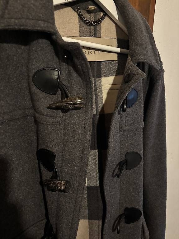 Burberry Cappotti: Kurzmantel Burberry – Usato da Novaggio venduto da cloului 1