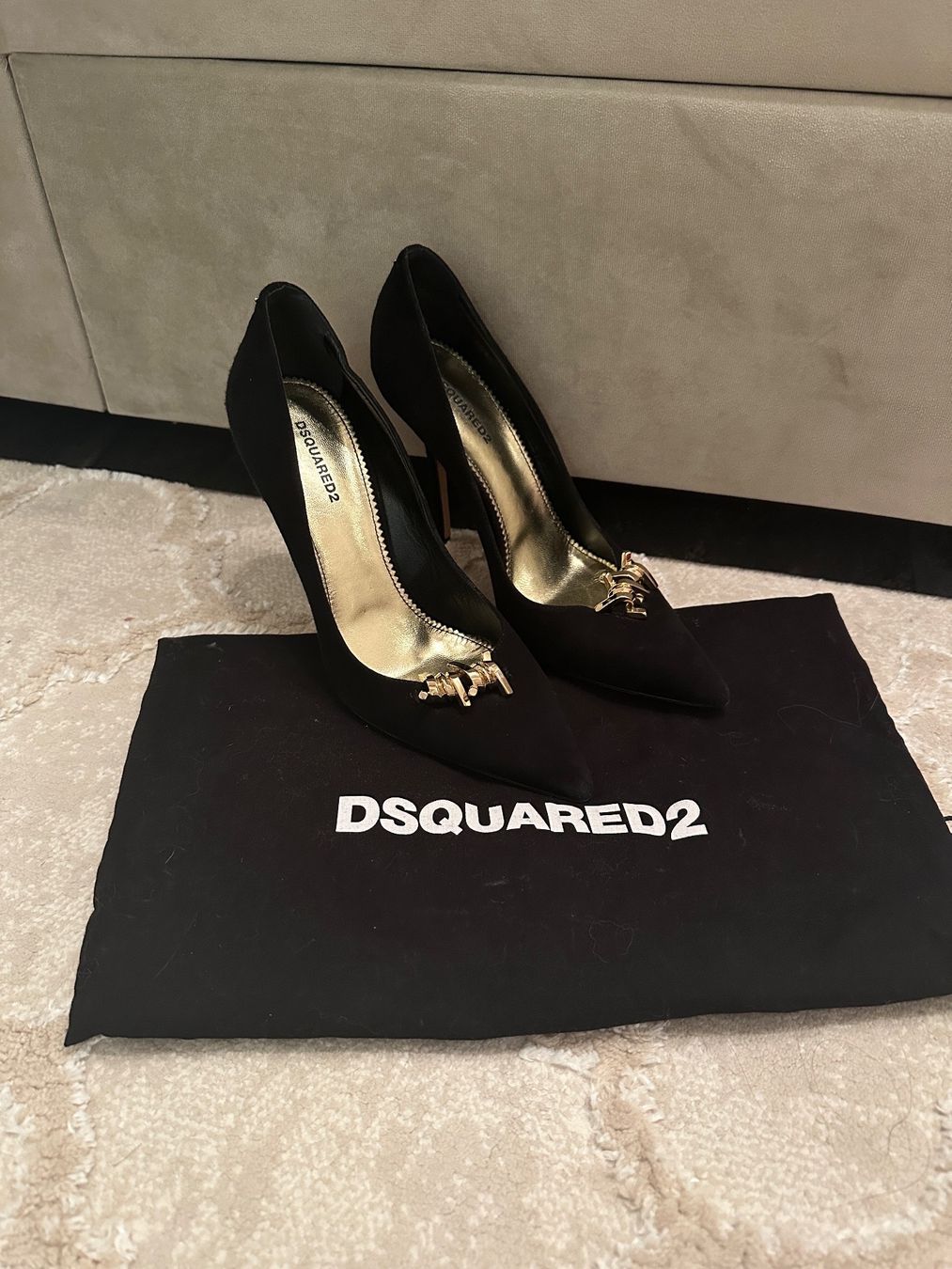 Dsquared2 Damenschuhe: Dsquared2 Schuhe – Neu (gemäss Beschreibung) aus Zug von katarinajj 2