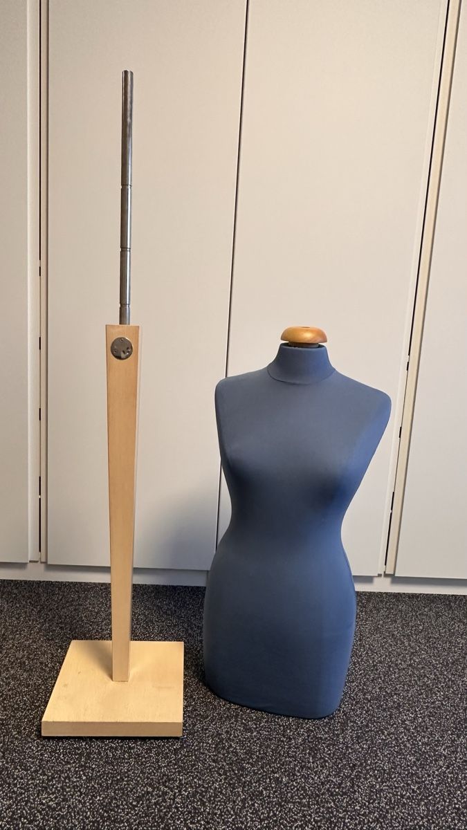 Bambole: Schneiderpuppe, blau, verstellbar! – Usato da Buus venduto da Singing01 1