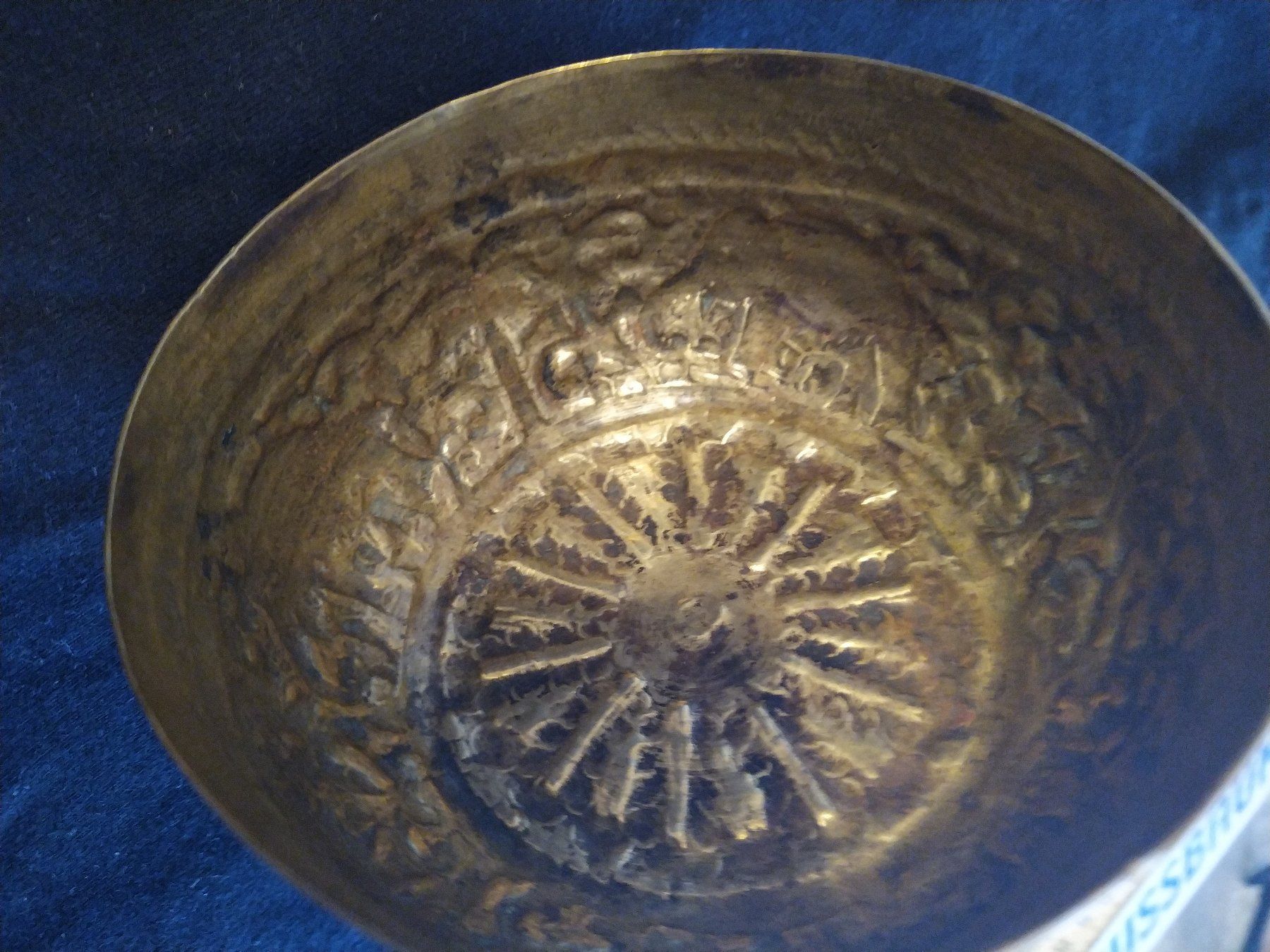 Schalen: Bol en laiton martelé/repoussé – Gebraucht aus Le Mont-sur-Lausanne von Atelier_Rezart 5