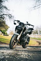 Honda cb125r