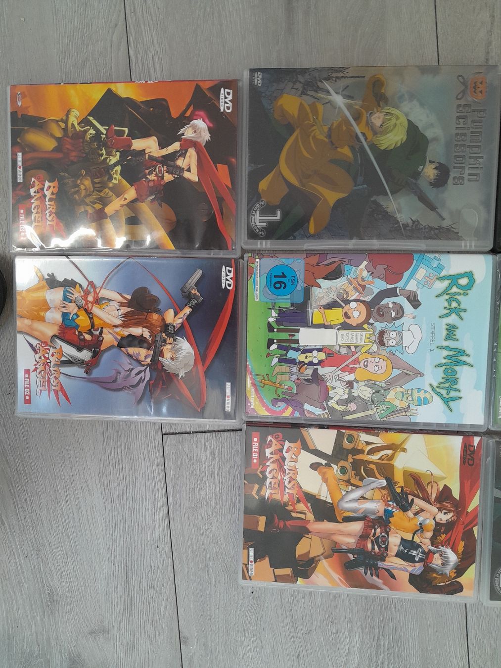 Tous les DVDs: div. animes – D'occasion à Dübendorf par MO_c6hy 2
