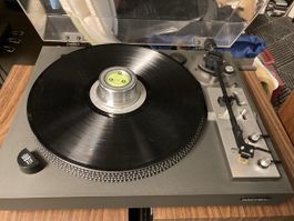 Rotel RP-6400 Plattenspieler
