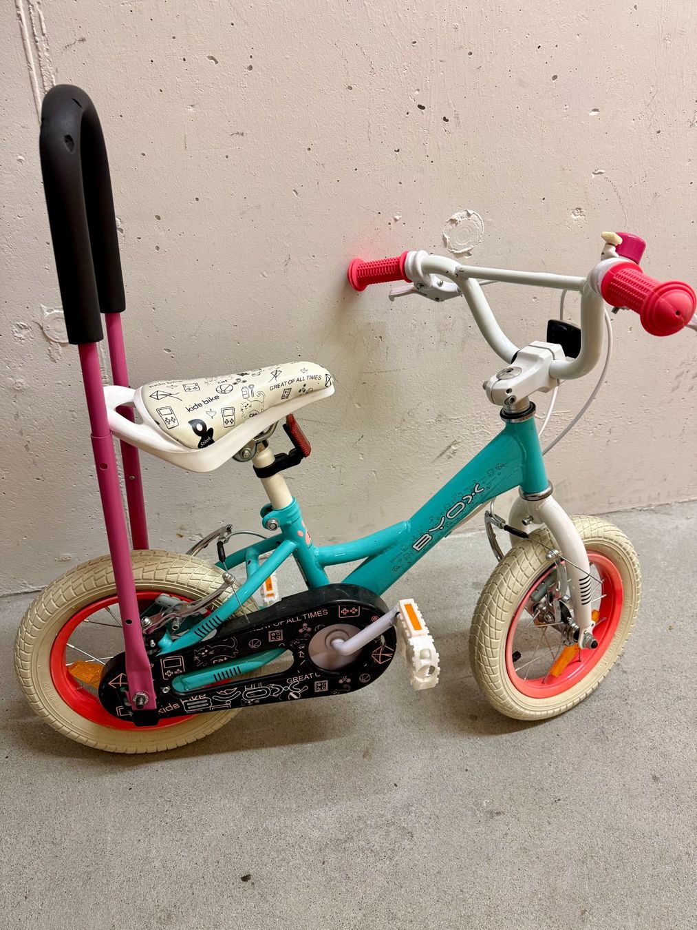 Biciclette: Kinder Velo mit Stützrädern – Usato da Zürich venduto da pla_t6kn