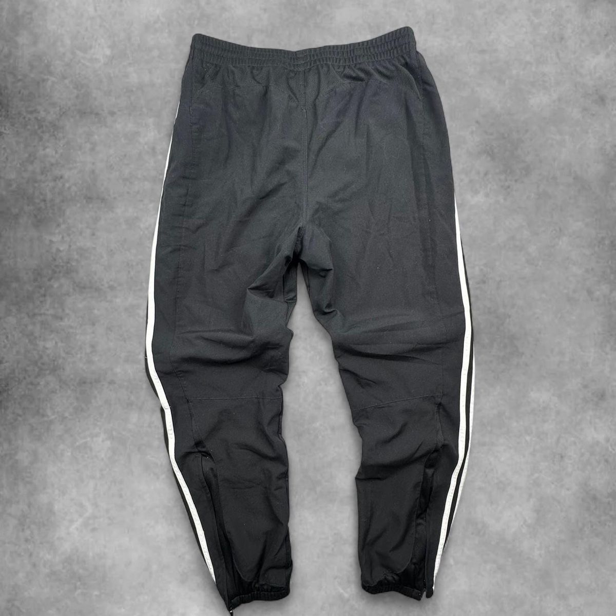 Adidas Completi, tute sportive e funzionali: Adidas tracksuit blue/black – Usato da Erlinsbach SO venduto da TogaResell 6