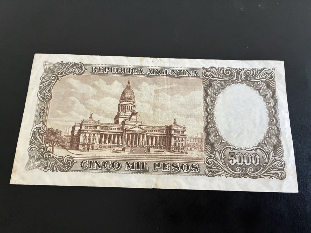 Banconote: 5000 pesos – Usato da Dällikon venduto da Woldbanknoten 2