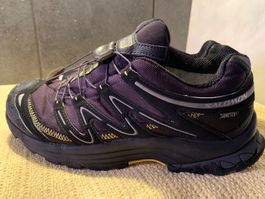 Salomon Trekking Wanderschuhe Gr. 40